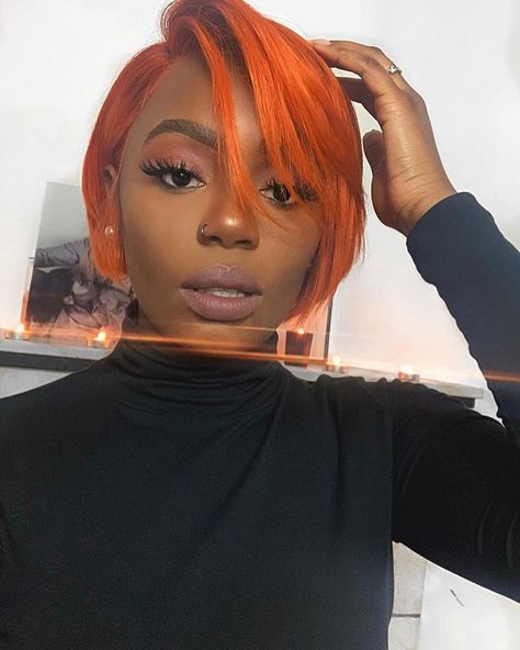 @liesjdeluxe 🖤 . . #DARKSKINBADDIESDAILY Burnt Orange Hair On Black Women Short, Ginger Pixie Haircut Black Women, Adore Hair Color, Auburn Ombre Hair, Color Cobrizo, Ginger Women, Ginger Hair Color, Penteado Cabelo Curto, Auburn Hair