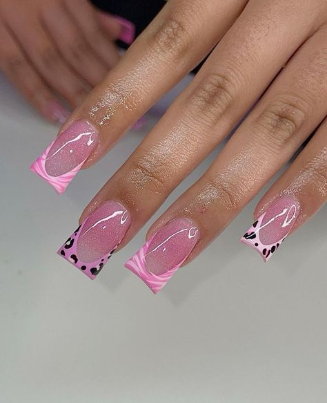 Pink Cheetah Print Nails French Tip, Pink Cheetah French Tip Nails, Cheetah Print Pink Nails, Light Pink Cheetah Nails, Nail Ideas Drawings, Acrylic Cheetah Nails, Pink And Black Cheetah Nails, Pink Tiger Nails, Cheetah Print Duck Nails