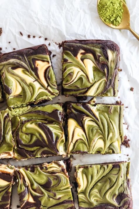 Matcha Brownie-3 Chocolate Cheesecake Brownies, Matcha Bars, Matcha Brownies, Dark Chocolate Cheesecake, Banana Chia Pudding, Matcha Cheesecake, Cheesecake Mix, Cheesecake Brownie, Dairy Free Cream Cheese