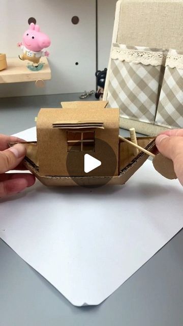 Boat Diy Kids, Boat Making Craft, How To Make A Boat, Making A Boat Out Of Cardboard, Paper Boat How To Make, Cardboard Boat Diy, Diy Boat Craft, Clay Kindergarten, Cardboard Diy Ideas