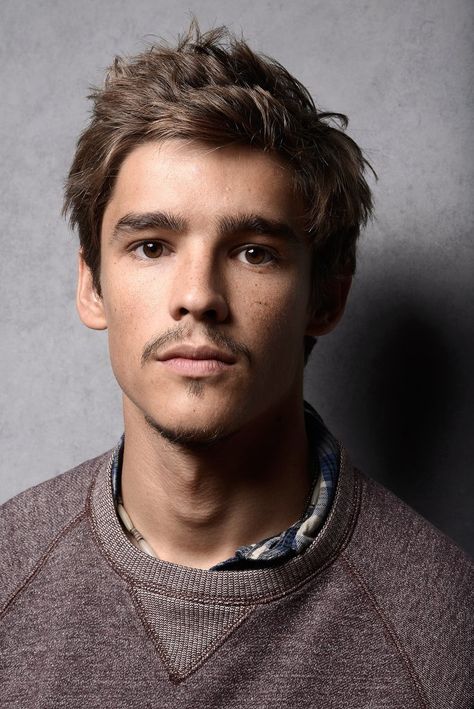 Henry Turner, Brenton Thwaites, Actor Headshots, Australian Actors, The Giver, Cute Actors, Pirates Of The Caribbean, Celebrity Crush, Character Inspiration