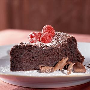 Dark-Chocolate Soufflé Cake Recipe Chocolate Souffle Cake, Chocolate Almond Cake, Dark Chocolate Recipes, Chocolate Souffle, Flourless Chocolate, Unsweetened Chocolate, Cake Tasting, Almond Cakes, Moist Cakes