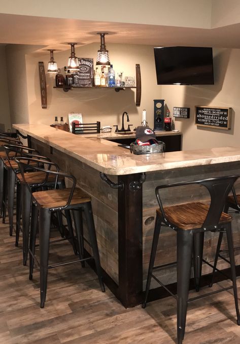 Basement Bar Designs Farmhouse, Home Bar With Stools, Rustic Corner Bar Ideas, Basement L Shaped Bar Ideas, L Shape Bar Ideas, Corner Basement Bar, L Shaped Basement Bar Ideas, Bar For Basement, Basement Bar Designs Layout