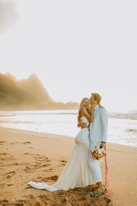 kauai hawaii north shore elopement Tunnel beach daughters off simone kauai Wedding hair Wild and unwritten bixby  pine megs marvels california Wedding photographer Beach Wedding Pics, Couples Beach Photography, Kauai Wedding, Hawaii Elopement, Hawaii Photographer, Pose Fotografi, Beach Wedding Photos, Beach Wedding Photography, Malibu Beaches