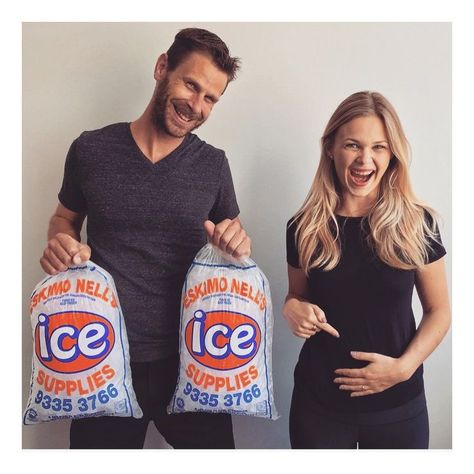 Ice Ice Baby Announcement, Ice Ice Baby Pregnancy Announcement, Fun Pregnancy Announcement, Cute Pregnancy Announcement, Chaleco Casual, Baby Kicking, Pregnancy Announcement To Husband, Pumping Moms, Announcement Ideas