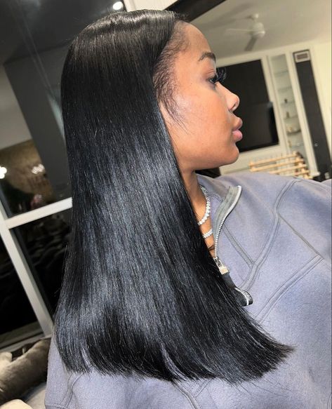 Sew In Straight Hair, Short Layered Bob, Short Layered Bob Haircuts, Pressed Natural Hair, Silk Press Natural Hair, Twisted Hair, Layered Bob Haircuts, Black Ponytail Hairstyles, Corte Bob