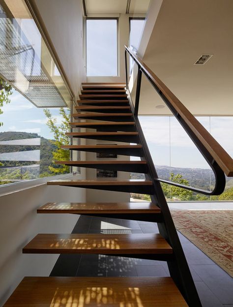 Sugi Ban House, Shou Sugi Ban House, Cantilever Stairs, Staircase Design Modern, Staircase Railing Design, Stairs Design Interior, Steel Stairs, Stairway Design, Sugi Ban