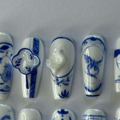 Press On Nails on Instagram: "Custom: Porcelain . . . Ib:xhs #porcelainnails #porcelain #nailset #nailinspo #nailinspiration #nailart #instagram #love" Porcelain Acrylic Nails, Porcelain China Nails, Chinese Porcelain Nails, Porcelain Nails Design, China Pattern Nails, Blue Porcelain Nails, Blue And White China Nails, Fine China Nails, Porcelain Nail Art