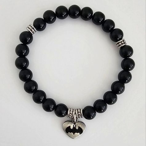 Batman Dc Comics Charm Bracelet Stretch Bracelet Ships Fast Quality Beads And Metal Accent Beads And Charm Batman Bracelet, Batman Jewelry, Superhero Bracelets, Batman Accessories, Batman Keychain, Diy Christmas Gifts For Boyfriend, Cute Batman, Fan Bracelet, Batman Gifts