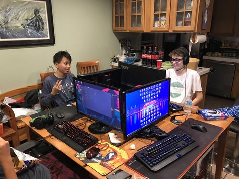 Small LAN party with a couple of friends http://ift.tt/2tsU2u7 Check out Mystikz Gaming http://ift.tt/2tVNFmJ Lan Party, Sore Loser, Party Setup, What Happened To You, Marketing Manager, Make New Friends, Safe Space, Meeting New People, Everyone Else