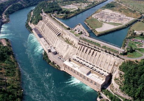 Look at this beastly hydro dam! Hydro Energy, Hydroelectric Power Plant, Renewable Energy Resources, Hydroelectric Power, Geothermal Energy, Water Energy, Hydro Electric, Tourist Places, Green Energy