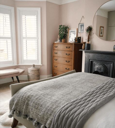 Interior Design Kleinburg nobleton alliston bradford barrie innisfil caledon east bondhead beeton new tecumseth tottenham - PROPOSAL Bedroom Paint Colors Master, Hal Decor, Bedroom Paint Colors, Pink Interior, Bedroom Paint, Decor Minimalist, The Bedroom, Minimalist Bedroom, Benjamin Moore