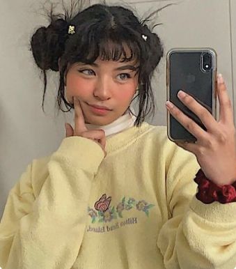 Indie Haircuts, Indie Haircut, Space Buns Hair, Two Buns Hairstyle, Bun Ideas, Space Bun, Short Hair Accessories, Cute Buns, Silver Hair Clip