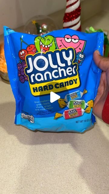 Jas 🔥 Snacks 🌯 & Easy Recipes 🥗 on Instagram: "Jolly Rancher Grapes 🍇 1 bag of Holley ranchers I used 14 oz 1 pound grapes 4 heat safe ramekins Melt your jolly ranchers in 30 minute intervals in the microwave make sure your checking on it every minute it should be slightly runny not tacky if it starts to get tacky when your dipping just put it back in the microwave and reheat ♥️ #grapes #jollyrancher #fruit" Jolly Rancher Grapes, Candied Grapes Recipe, Jolly Rancher Hard Candy, Jolly Ranchers Candy, Jolly Ranchers, Grape Recipes, Green Cherries, Semi Homemade, Jolly Rancher