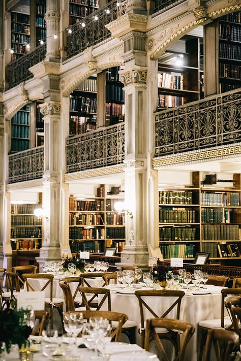 Philadelphia Library Wedding, Peabody Library Wedding, Library Reception, Dark Academia Wedding, Cake Winter, George Peabody Library, Peabody Library, Money Wedding, Book Themed Wedding