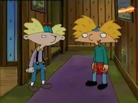 Arnie and Arnold 2000s Art, Nickelodeon 90s, Hey Arnold, Nickelodeon Shows, Childhood Movies, Nerd Girl, Cool Cartoons, Lisa Simpson, Nickelodeon