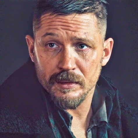 Tom Hardy Mustache, Taboo Tom Hardy Wallpaper, Tom Hardy Taboo Haircut, Tom Hardy Portrait, Tom Hardy Hair, Face Referances, Tom Hardy Quotes, City Shadow, Tom Hardy Haircut