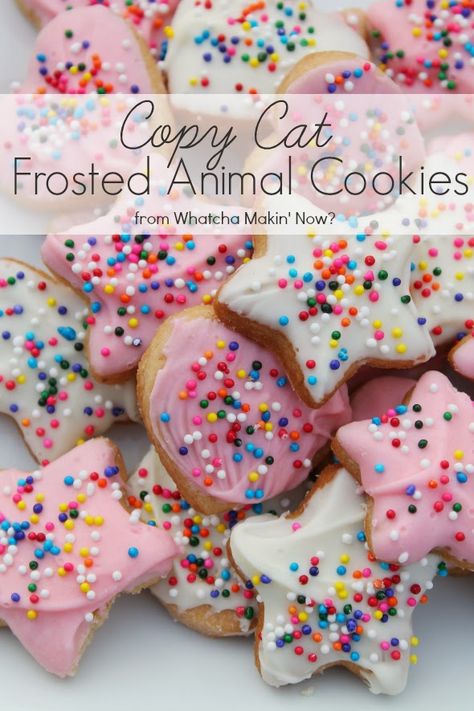 Keto Frosted Animal Cookies, Frosted Animal Cookie Birthday Party, Frosted Animal Cracker Cookies, Iced Animal Crackers, Frosted Animal Cookies, Animal Cookies Recipe, Frosted Animal Cookie Cupcakes, Frosted Animal Crackers, Cookie Decorating Icing