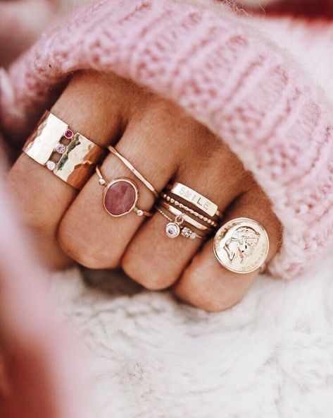 Rings Layering, Gold Topaz Ring, Gold Topaz, Engagement Ring Rose Gold, Gold Diamond Wedding Band, Ringe Gold, Emerald Engagement Ring, Jewelry Inspo, Jewelry Lover