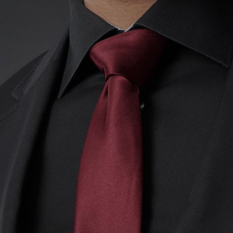 Black Suit Red Tie, Suit With Red Tie, Wriothesley Genshin, Necktie Knots, Red Tie Men, Red Button Up Shirt, Neck Tie Knots, Burgundy Tie, Red Vines