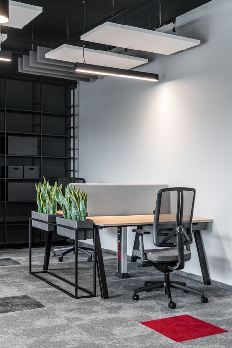 Two Desk Office Design, Office Design Two Desks, Open Office Wall Design, Office Desk Setup Workspace Inspiration, Working Table Office, Modern Commercial Office, Office Work Table, Table In Office, Office Desk Work