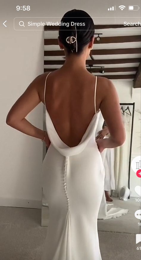 Wedding Dress With V Neckline, Open Back Wedding Dress With Buttons, Plain Backless Wedding Dress, Backless Wedding Dress Curvy, Open Back Wedding Dress With Veil, Fitted Wedding Dress Low Back, Classy Backless Wedding Dress, Simple Backless Wedding Dress Open Backs, Swoop Back Wedding Dress