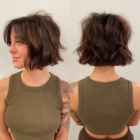 Modern Bob Shag with Bangs Shag Bob Straight Hair, Shaggy Bob No Bangs, Thick Hair Bob With Bangs, Thick Bob Haircut, Bob Shag, Thicken Fine Hair, Shag With Bangs, Shag Bob, Long Curtain Bangs