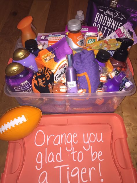 College Box Care Packages, Purple Care Package, Clemson University Dorm, Clemson Gifts, Clemson Aesthetic, Graduation Party University, College Dorm Gifts, Dorm Gifts, Gifts Ideas For Friends