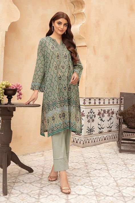 Eid Collection 2022, Nishat Linen, Hollywood Model, Lawn Dress, Eid Dresses, Luxury Dresses, Eid Collection, Suit Fabric, Luxury Dress