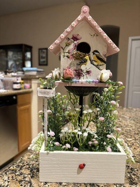 💲Dollar Tree Fanatics Crafts & Decor💲 | I made this with dollar tree birdhouse and dollar tree crate plus the dollar tree moss | Facebook Decorating With Bird Houses, Birdhouse Crafts, Birdhouse Decor, Diy Birdhouse, Bubble Bread, Birdhouse Craft, Bird Houses Ideas Diy, Country Diy, Bird Houses Painted