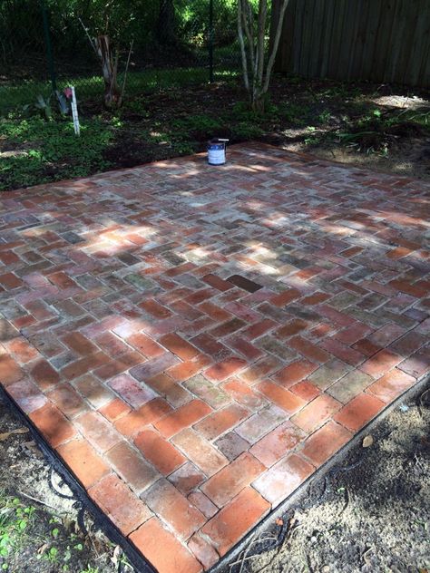 Outdoor Patio Space Makeover Home Perimeter Landscaping, Painting Brick Patio, Patio With Brick Pavers, Brick Patio Garden, Brick Floor Outdoor Patio, Brick Tile Patio, Raised Brick Patio, Brick In Garden, Small Patio Paver Ideas