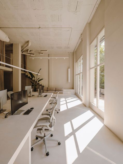 Business Office Aesthetic, Office Studio Design, Office Aesthetic Business, Work Space Aesthetic, Interior Design Office Studio, Minimal Office Design, Architecture Studio Design, Six N Five, Studio Renovation