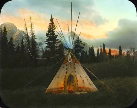 Tipi at sunset. Blackfoot camp. Early 1900s. Glass lantern slide by Walter McClintock. Source -Yale Collection of Western Americana, Beinecke Rare Book and Manuscript Library . American Indians Aesthetic, Native American Aesthetic, Blackfoot Indian, Native American Teepee, Native American Paintings, Indian Pictures, Native American Pictures, Native American Artwork, Native American Heritage