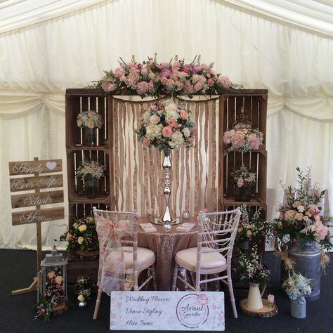 Our latest wedding fayre stand for the pop up wedding village, rustic crate arch and ribbon back drop, rose gold sequin table cloth and lots and lots of my favourite flowers Wedding Fair Stand, Wedding Fayre Stand Ideas, Wedding Expo Booth, Wedding Show Booth, Wedding Booth, Champagne Decor, Bridal Show Booths, Pop Up Wedding, Wedding Fairs