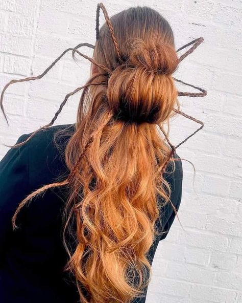 Crazy Hair Day Spider Web, Halloween Hair Updos, Halloween Updos Hairstyles, Halloween Updos, Spider Hairstyle, Halloween Hairstyles For Women, Spooky Hairstyles, Themed Hairstyles, Halloween Mannequin