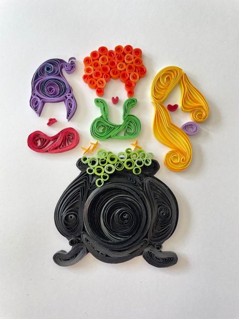 Paper Quilling Halloween, Halloween Quilling Ideas, Hocus Pocus Crochet, Quilled Halloween, Halloween Quilling, Quilling Halloween, Mum Diy, Quilling Patterns Tutorials, Quill Art