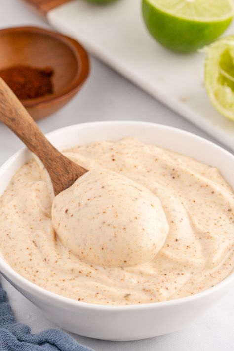 Zesty Mayo Recipe, Mexican Mayonnaise Recipe, Chipotle Mayo Recipe Easy, Flavored Mayonnaise Recipe, Jalapeno Mayo Recipe, Chipotle Mayonnaise Recipe, Chipotle Mayo Sauce, Chipotle Mayo Recipe, Homemade Mayonnaise Recipe