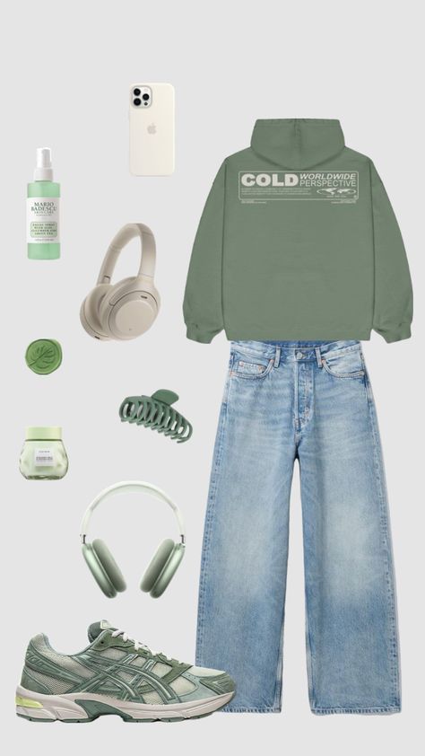 Outfit inspo #outfitinspo #vintage #beauty #vibes #green Green Outfits, Beauty Vibes, Green Shoes, Vintage Beauty, Energy, Outfit Inspo, Green, Beauty