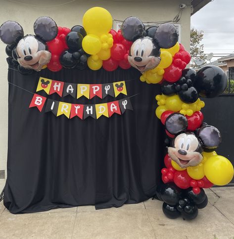 Mickey Mouse Balloon Garland, Mickey Mouse Garland, Mickey Mouse Balloon, Mickey First Birthday, Mickey Mouse Balloons, Mickey Mouse 1st Birthday, Mickey Mouse Parties, Mickey Party, Mickey Mouse Party