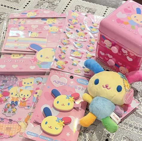 Pink Kidcore, Cute Items, Kawaii Core, Kawaii Room, Hello Kitty Items, Cute Little Things, Sanrio Characters, Hello Kitty, Kitty