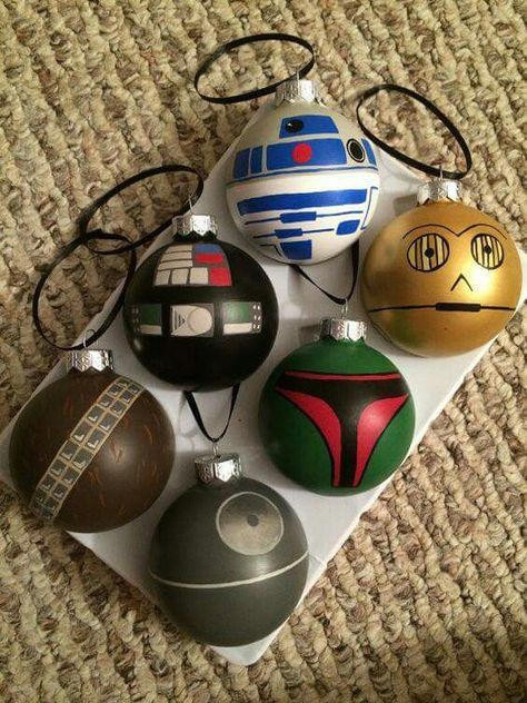 Star Wars Ornaments, Star Wars Christmas Tree, Decoracion Star Wars, Nerdy Christmas, Geek Christmas, Disney Christmas Decorations, Star Wars Crafts, Star Wars Decor, Ideas Navidad