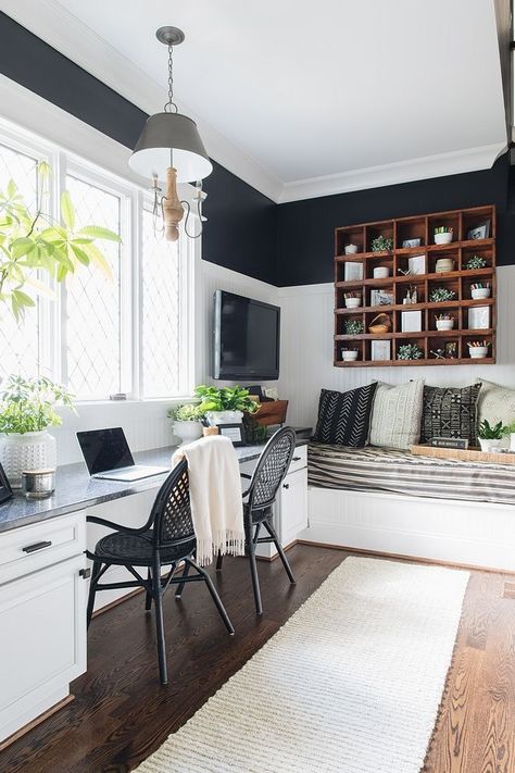 Home Office With Daybed, Office With Daybed, Guest Bedroom Home Office, Cool Office Space, Office Guest Room, Guest Room Office, Day Bed, Small Home Office, Modern Home Office