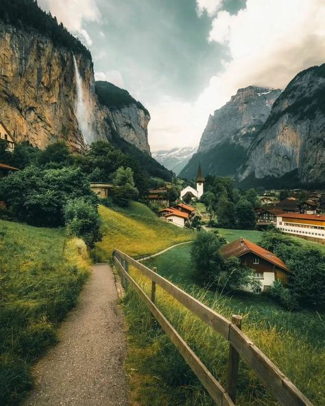 Lauterbrunnen, nestled in a Swiss valley, is renowned for its dramatic waterfalls 💦, towering cliffs 🏞️, and picturesque meadows 🌸. The village’s charming chalets 🏡 and serene alpine views 🏔️ offer a tranquil escape, making it a perfect nature lover's paradise. 🌿 .  .  .  📍 Lauterbrunnen 🇨🇭 📌 𝐂𝐨𝐮𝐧𝐭𝐫𝐲 : Switzerland 🇨🇭  📷 @giuliogroebert . . . 🐾 𝐅𝐨𝐥𝐥𝐨𝐰 @roamingworldofficial fir more stunning photos 🐾  .  .  .  Tag 👥 someone with whom you would like to visit. Lauterbrunnen Switzerland, Switzerland Photography, Art Photography Women, Swiss Alps, Tourist Places, Beautiful Mountains, Nature Pictures, Travel Posters, The Well