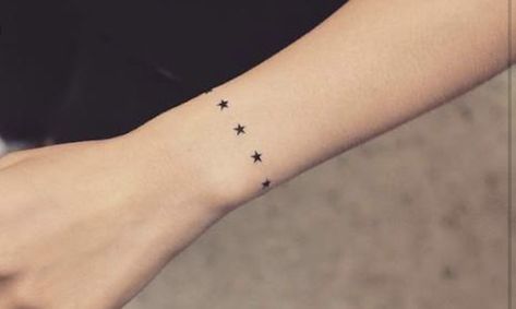 star bracelet #tattoo Star Band Tattoo, Star Wrap Around Tattoo, Star Bracelet Tattoo, Bracelet Tatoos Ideas, Braclet Tattoo, Wrist Bracelet Tattoo, Wrap Around Tattoo, Cuff Tattoo, Bracelet Tattoo