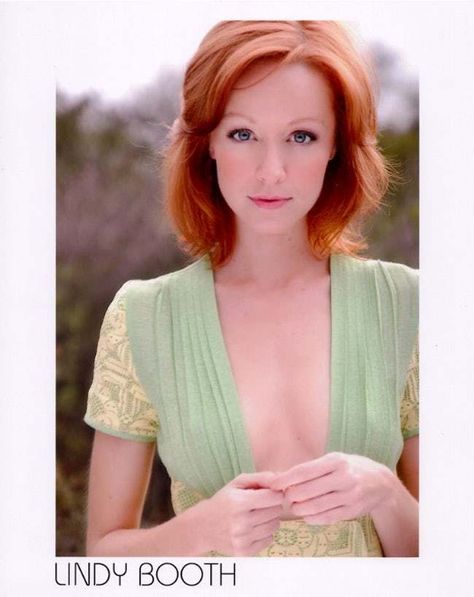 Red Hair Actress, Red Headed Actresses, Lindy Booth, Gal Gabot, Red Haired Beauty, Red Hair Woman, Redhead Beauty, Auburn Hair, Photography Women