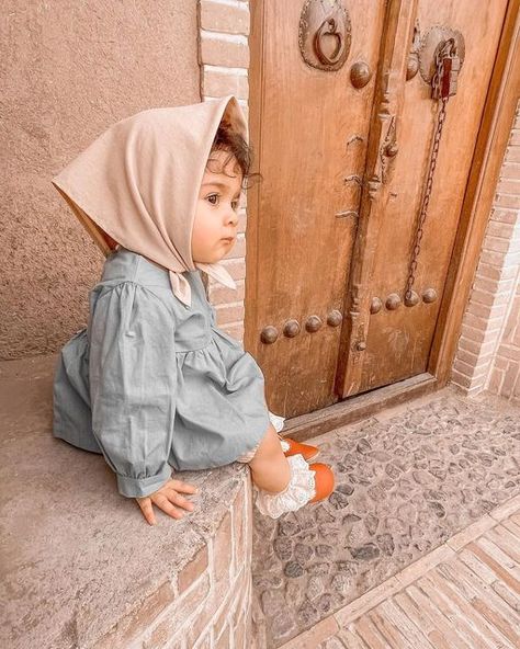 Just.baby on Instagram: "📸@delin.family" Danger Photo, French Girl Aesthetic, Spongebob Painting, Baby Robes, Purple Animals, French Baby, Anime Muslim, Baby Poses