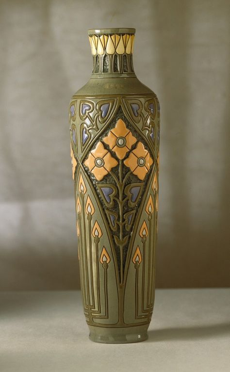 Della Robbia Vase | LACMA Collections vase by Frederick Rhead 1906-1908 Art Nouveau Vase Pottery, Art Deco Vases Vintage, Arts And Crafts Pottery, Art Nouveau Pottery, Art Nouveau Ceramics, Ceramic Vase Ideas, Art Nouveau Interior Design, Vase Inspiration, Tall Ceramic Vase