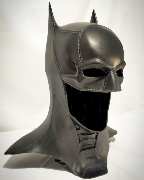 Batman Cowl, League Of Heroes, Batman 2022, Batman Suit, Batman Mask, Batman Armor, Batman Film, Batman Cosplay, I Am Batman