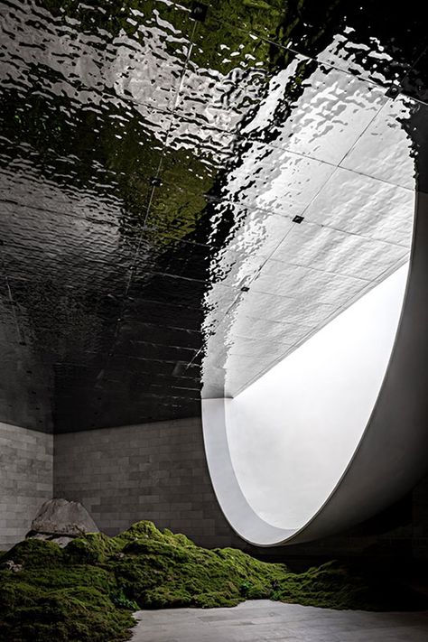 Water Ripple Stainless Steel, Bar Exterior, 카페 인테리어 디자인, Water Ripples, Natural Scenery, Ceiling Design, Exhibition Design, 인테리어 디자인, Steel Water