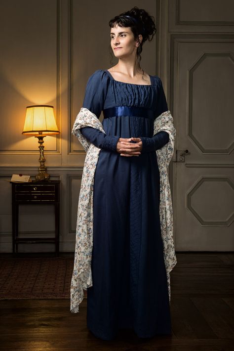 Empire's diairy : The Lady in Blue by Tournevent Fashion Timeline, Regency Gown, Regency Era Fashion, Period Dress, Regency Dress, Regency Fashion, History Fashion, Old Dresses, Regency Era